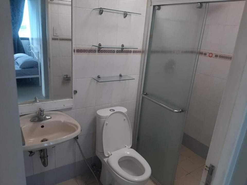 מנילה Spacious 2 Bedroom Unit With Pool מראה חיצוני תמונה
