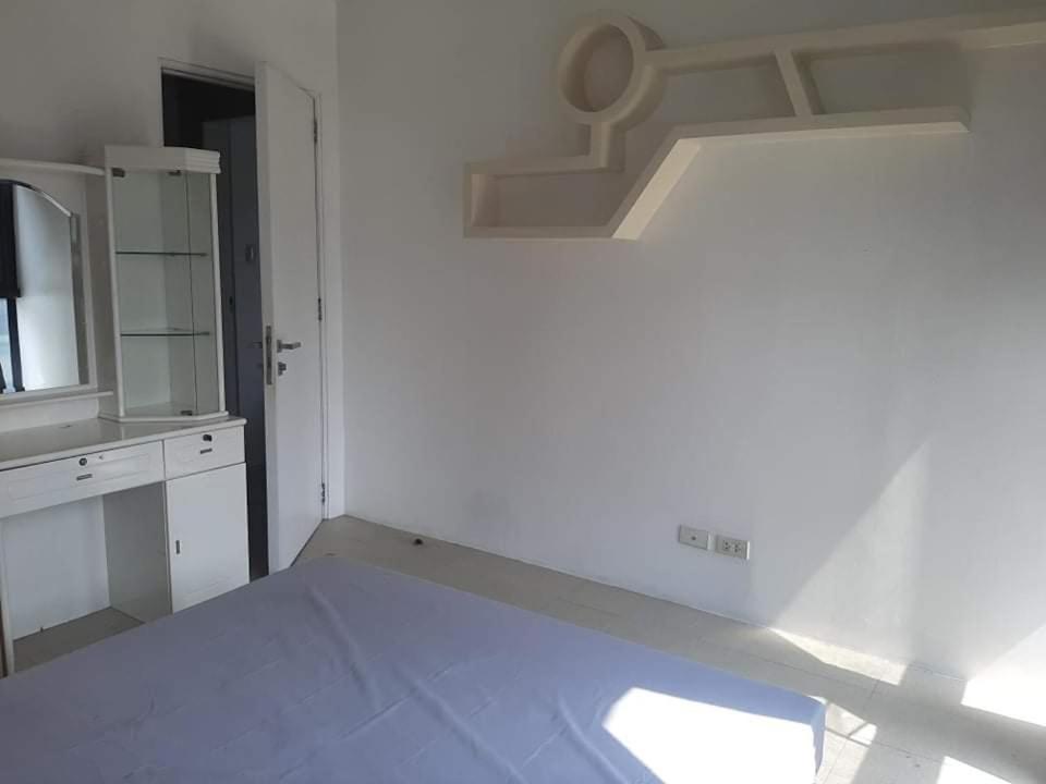 מנילה Spacious 2 Bedroom Unit With Pool מראה חיצוני תמונה
